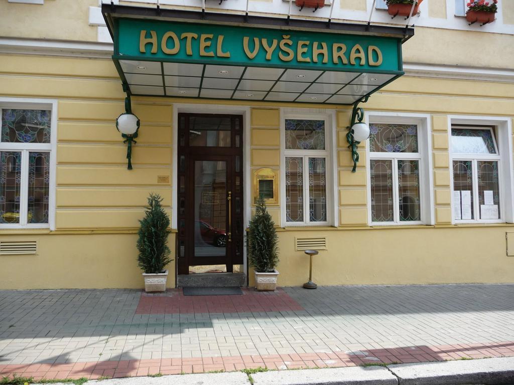 Hotel Vysehrad Prag Exteriör bild